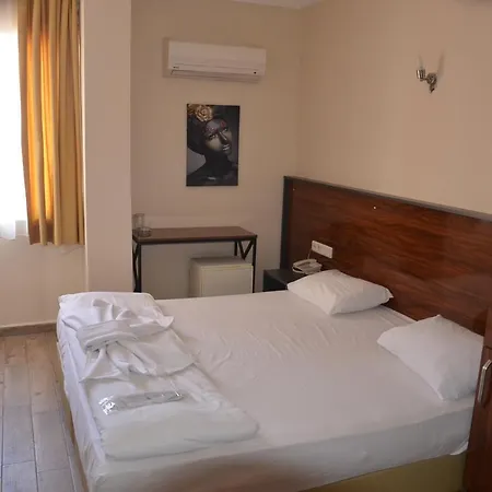 Marka Hotel 2*